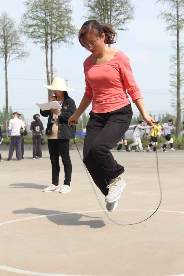 BET体育官方「中国」有限公司员工积极参加院趣味运动会